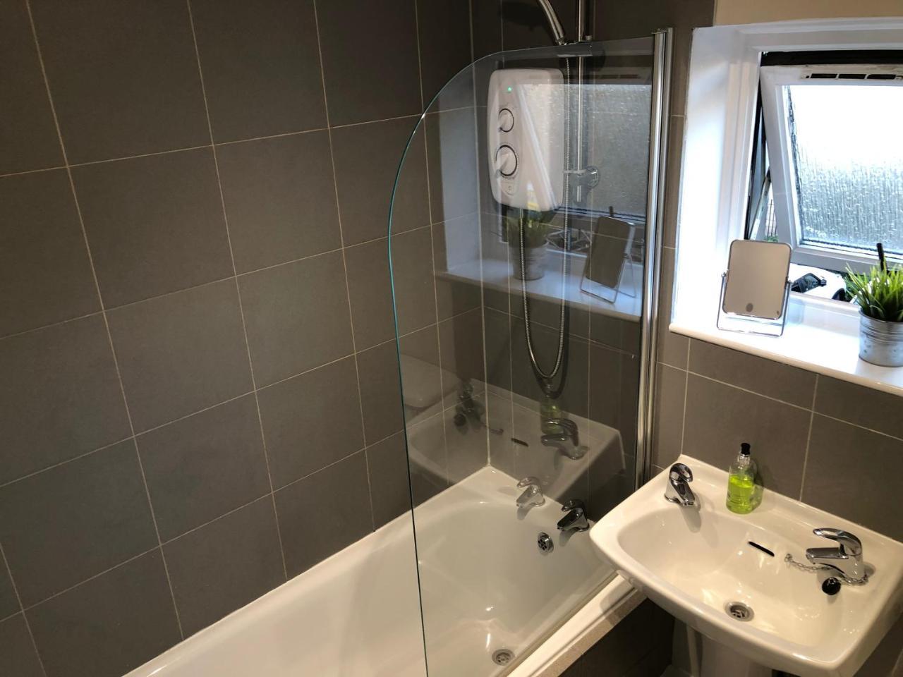 Newington Apartments Edinburgh Bagian luar foto